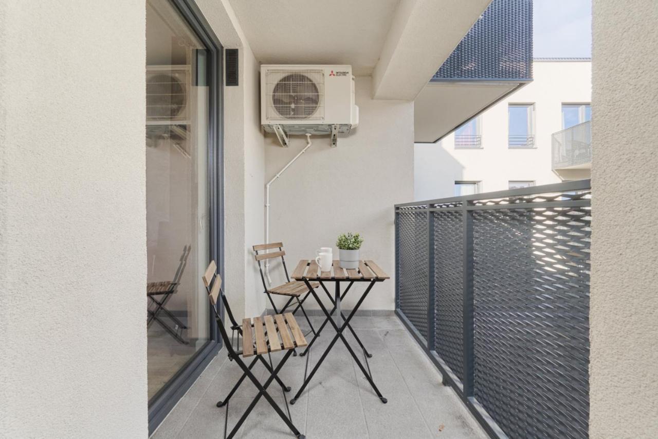 Chique Apartment For A Big Family With 2 Parking Spaces By Noclegi Renters Wrocław Zewnętrze zdjęcie